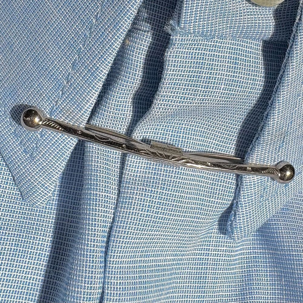 Vintage Engraved Collar Bar Clip Ball Ends Silver Tone Mid Century Menswear